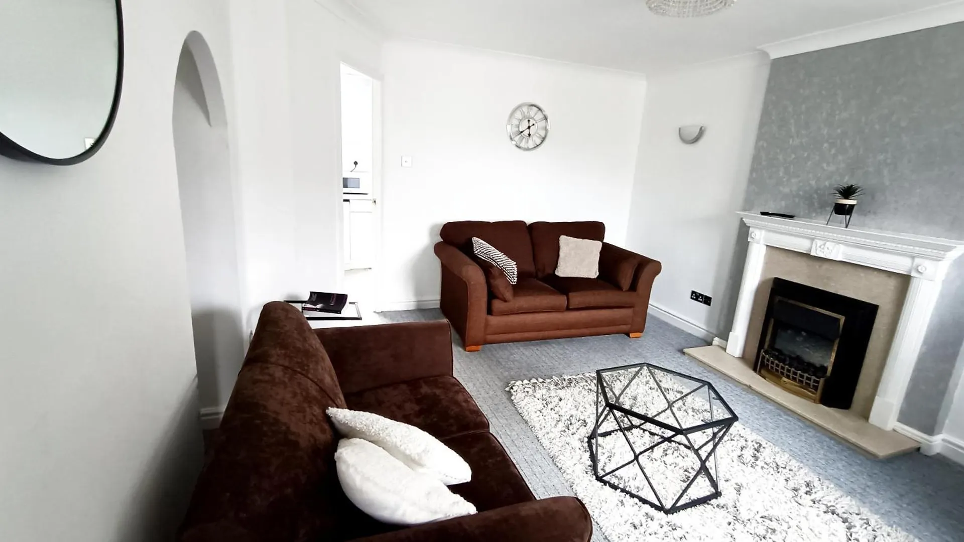 Дом отдыха Family Friendly 3-Bed Home Free Parking On Site Хаддерсфилд Великобритания